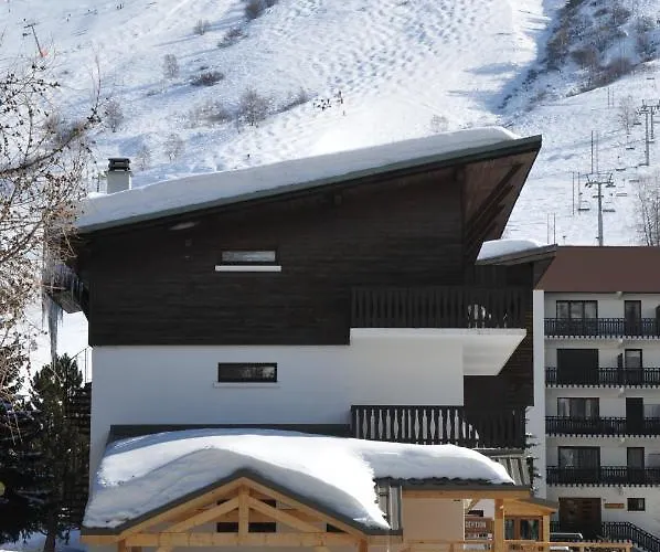 Hotel Valentin Pied Des Pistes *