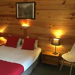 Valentin Pied Des Pistes Hotel *