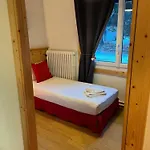 Valentin Pied Des Pistes Les Deux Alpes