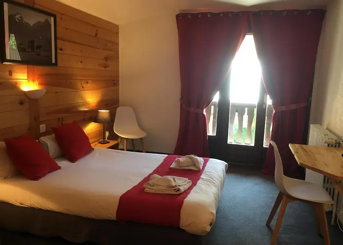 Valentin Pied Des Pistes Hotel