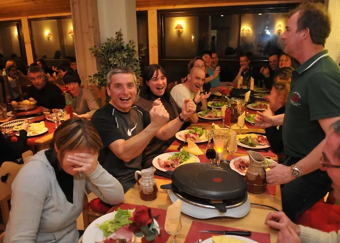 Valentin Pied Des Pistes Les Deux Alpes